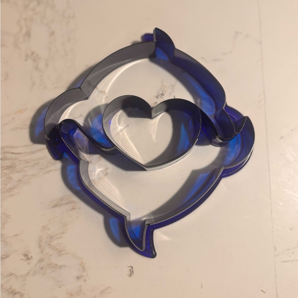 Colorful Sandwich Cutter Set - NIB - Picture 2 of 7